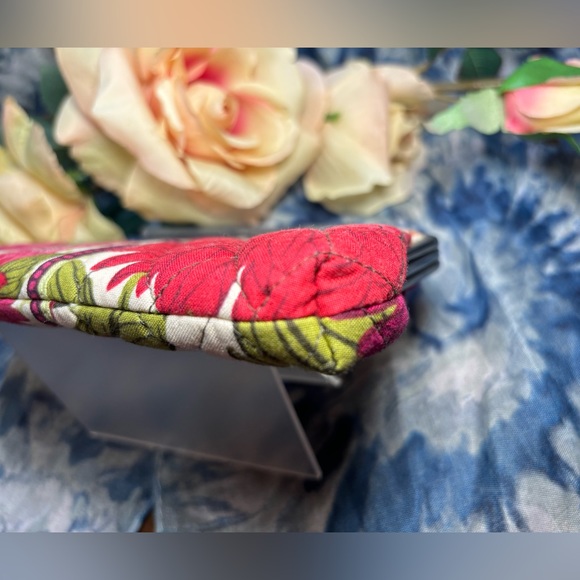 Vera Bradley Dahlia Double Kiss lock Clutch Beautiful floral Pattern for spring - Picture 7 of 9